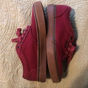 Vans Atwood, Cordovan Red with Gum Sole